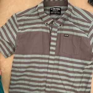 Zoo York short sleeve buttons